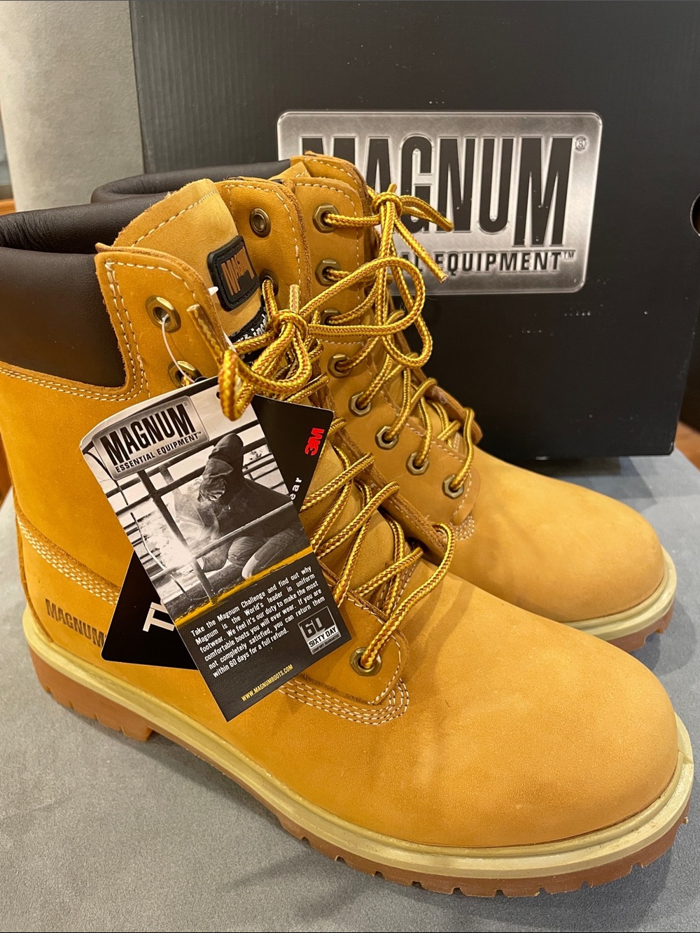 NEW Magnum Lace-Up 8” Work Boots Thinsulate Nubuck Leather Mens 9.5 Wheat / Tan